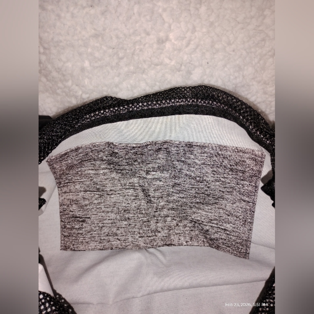 "PINK" VICTORIA'S SECRET GRAY AND BLACK MEDIUM TOTE BAG - Picture 8 of 10